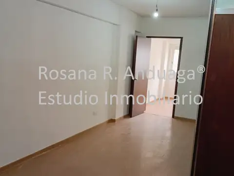 Junín 900, Piso 6