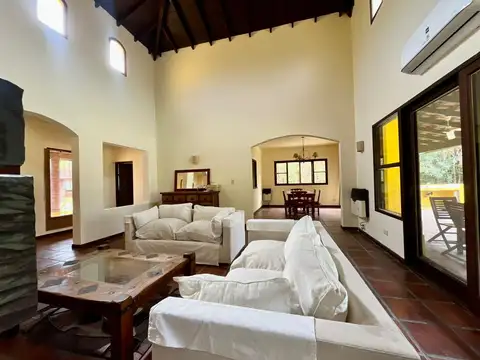 Casa en Venta en La Celina, USD 310.000