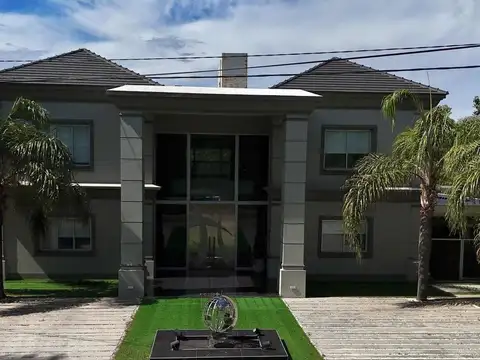 CASA EN VENTA COUNTRY LAS DELICIAS