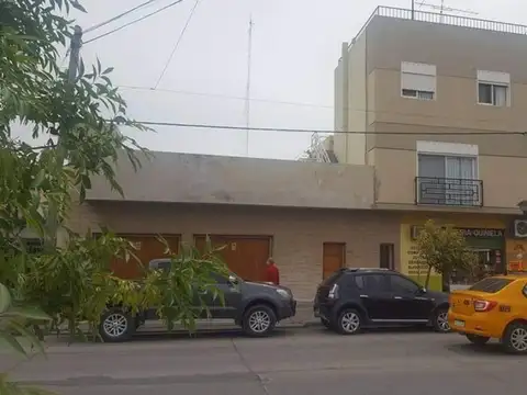 Casa 4 ambientes con 4 baños