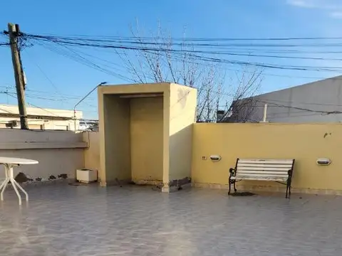 VENTA PROPIEDAD EN ESQ. SAN MARTIN Y BOUQUET ROLDAN