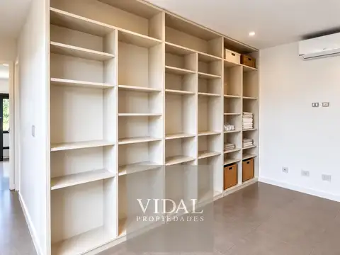 Casa en Venta en Pilar del Este - San Ramiro, USD 240.000