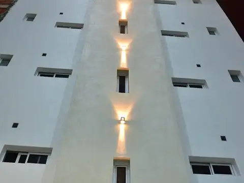 Departamento en Alquiler en Caseros, $ 550.000