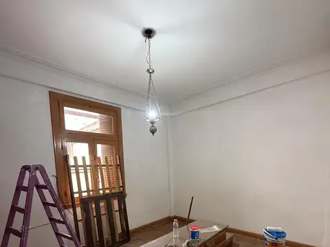 Amplio 4 ambientes, excelente ubicación!