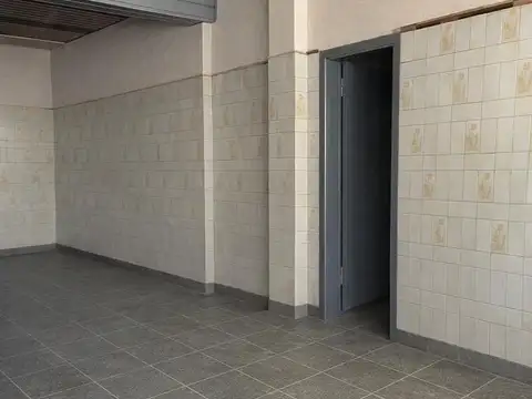 Local en Venta 60 años