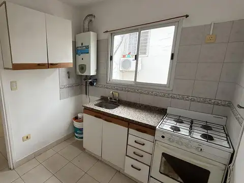 Departamento en Alquiler en Beccar-Vías/Rolon, $ 850.000