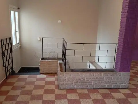 Depto Tipo Casa en Venta en Villa Lynch, USD 70.000