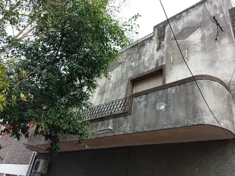 Azcuénaga 4311 , Piso 1