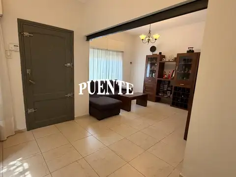 Casa en Venta en Villa Centenario, USD 175.000
