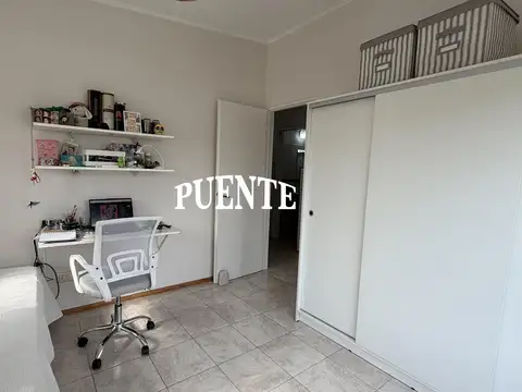 Casa 6 ambientes con 2 baños