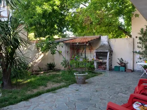 CHALET PH ATRAS 4 AMBIENTES, VENTA EN BECCAR