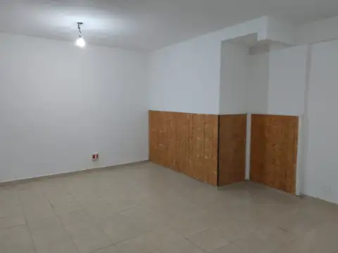 Gazeta de Buenos Aires 3800, Piso 2