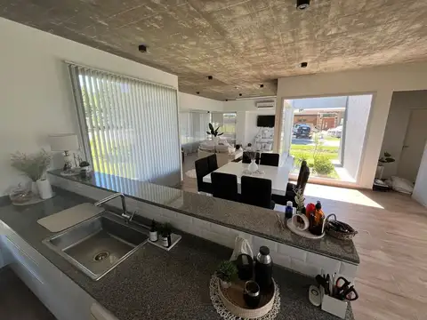 Casa en Venta en Haras Del Sur, USD 250.000