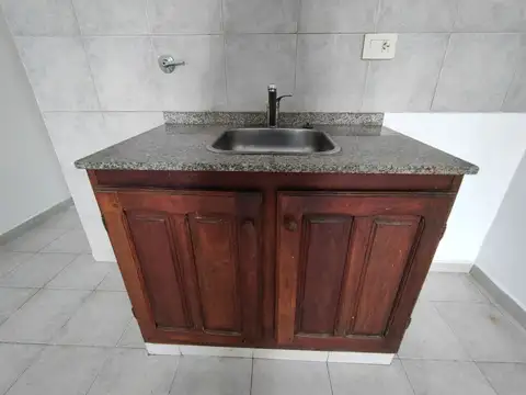 Marmol 200, Piso 1