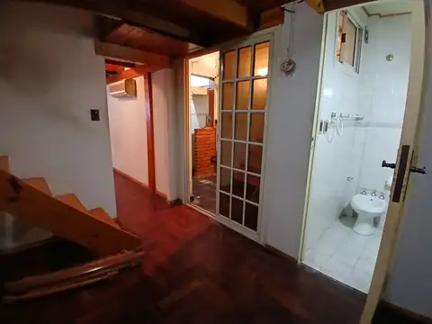 Depto Tipo Casa en Venta 80 años