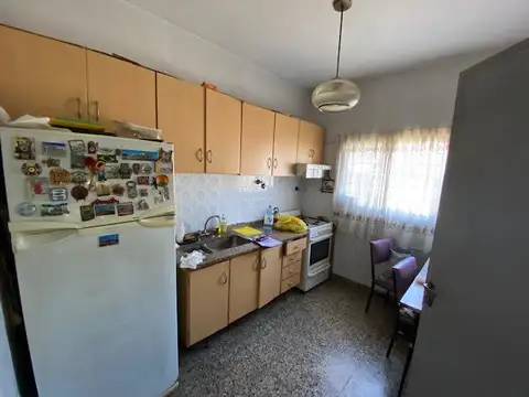 Olegario Víctor Andrade al 5800