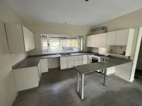 Casa en Alquiler de 4 dormitorios