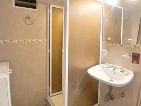 Se vende un departamento de 3 ambientes al frente - Almagro