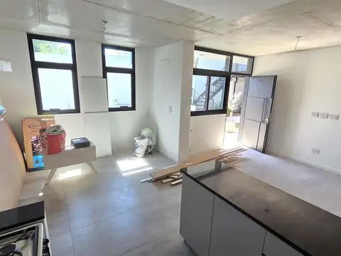 Departamento en Venta en Alberdi, USD 145.000