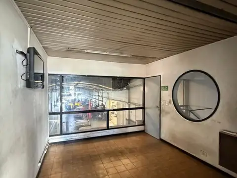 Galpon en Alquiler en Villa del Parque, USD 2.500