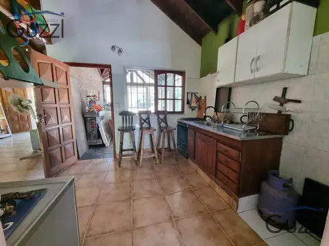 Casa en Venta con 10 cocheras