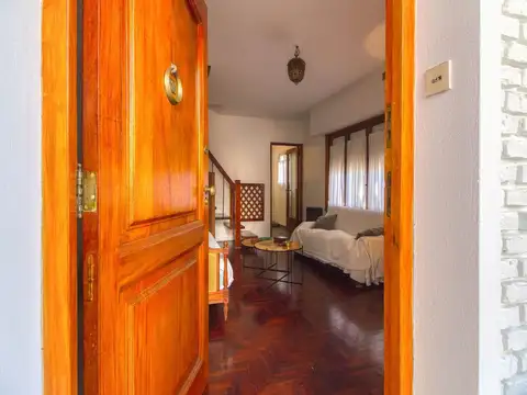 Depto Tipo Casa en Venta 56 años