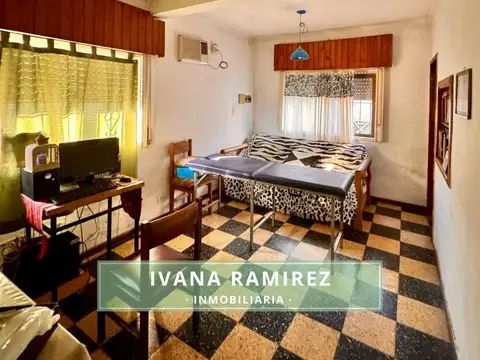 Santa Rita  al 900