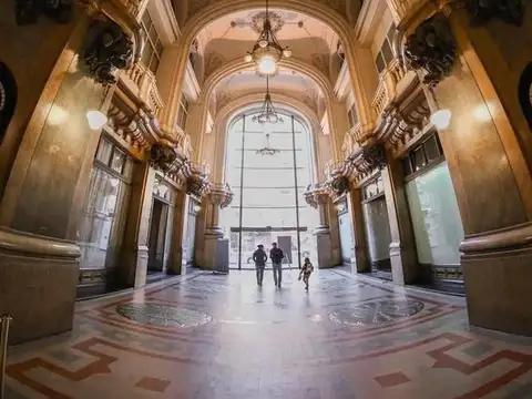 Palacio Barolo oficinas 47m2 68000 usd más cuotas fijas