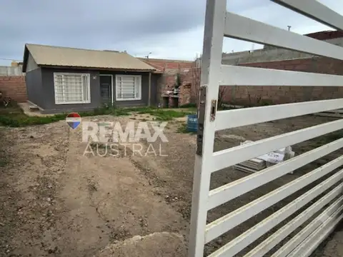 CASA EN VENTA B° LOS BRETES