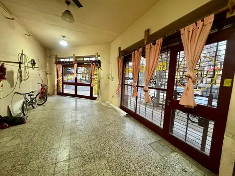 Local en Alquiler en Villa Pueyrredón, $ 700.000