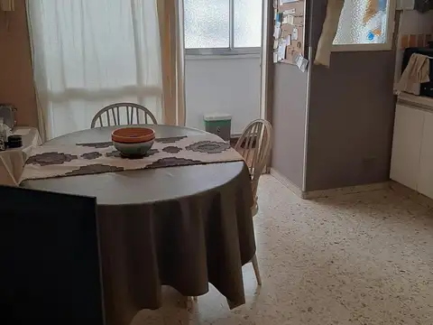 Departamento 6 ambientes con 3 baños