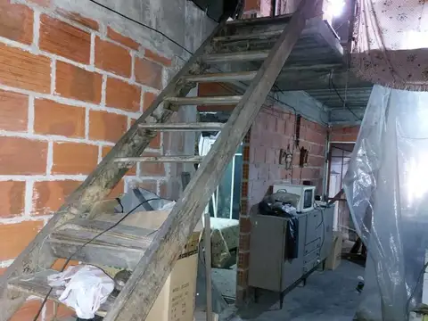 Casa - Venta - Argentina, Lanús - LA RIOJA 721