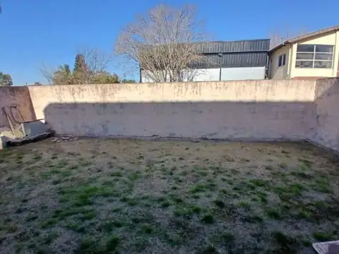 Casa 5 ambientes - Ituzaingo norte