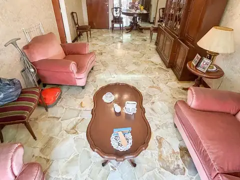 Avenida Juan Bautista Alberdi 2800, Piso 4