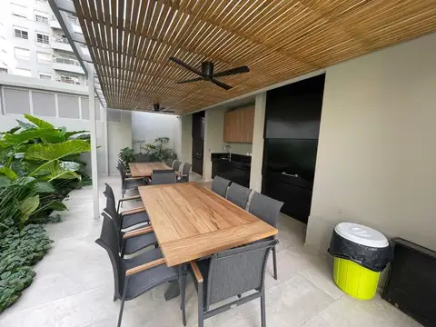 VENTA Dapartamto 2 ambientes con balcón  DE CATEGORIA .