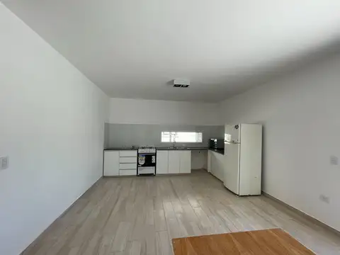 Casa en Venta en Pilar del Este - San Ramon, USD 185.000