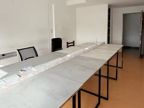 Oficina en Alquiler 50 años