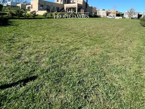 Venta de Lote en Santa Elena, Pilar