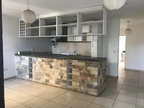 Zeballos 900