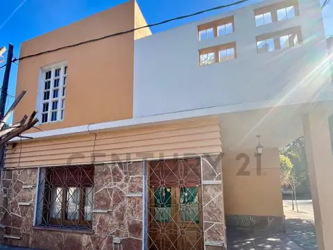 Granada 2800, Piso 0