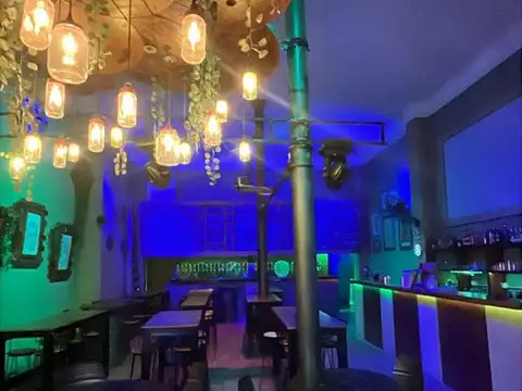 EXCELENTE OPORTUNIDAD FONDO DE COMERCIO  6 y 54