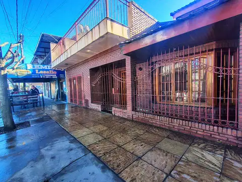 CASA 3 AMBIENTES GONZALEZ CATAN CENTRO