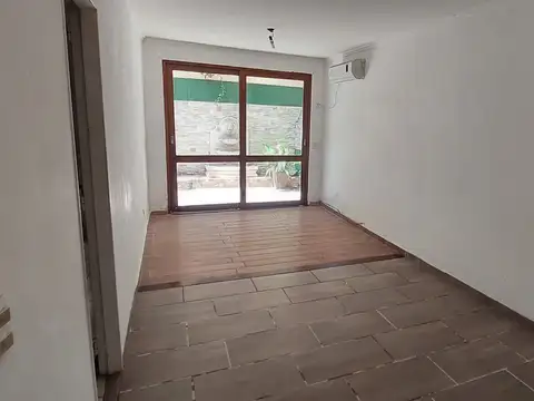 Depto 3 ambientes c/patio y parrilla. ESCUCHA OFERTA RAZONABLE  