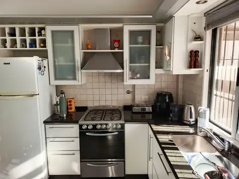 Departamento 5 ambientes con 2 baños