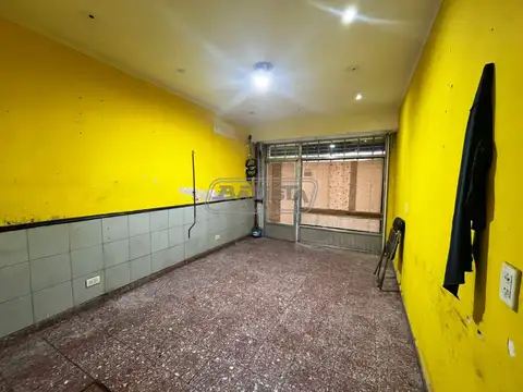 Local en Alquiler en Ramos Mejia, $ 400.000