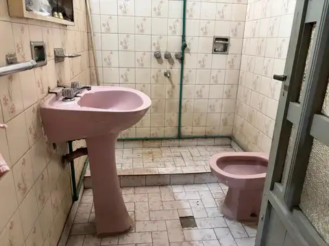 Depto Tipo Casa en Venta al Este