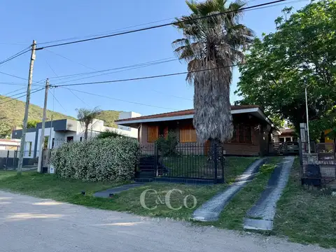 Casa en Venta en Sol Y Río, USD 155.000