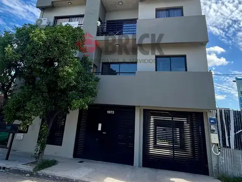 A estrenar monoambiente al frente en San Miguel