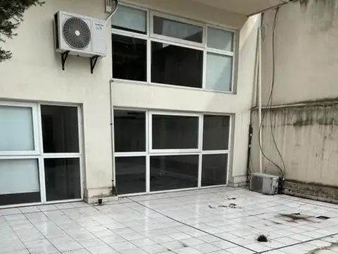 Tucuman 1400. Entre Parana y Uruguay