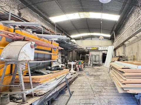 ALQUILER DE  GALPON/LOCAL - Villa Crespo -  VARIOS USOS